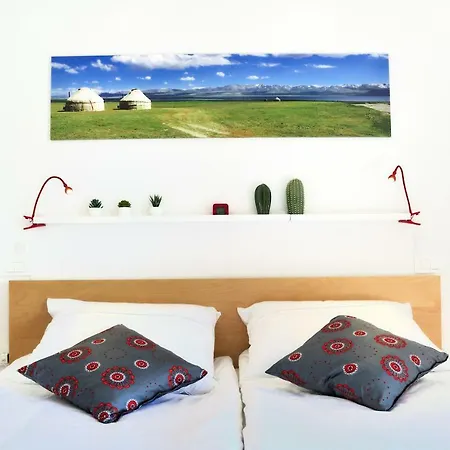 Blackbird House Historic Center *