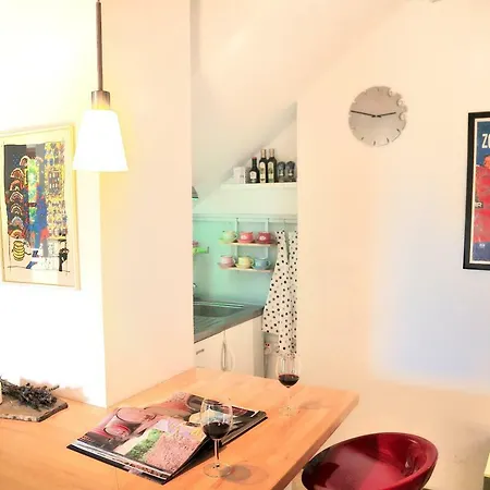 Blackbird House Historic Center *