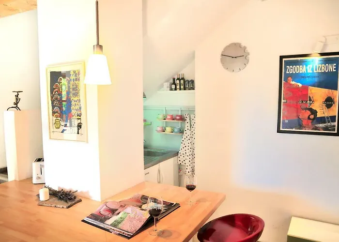 Blackbird House Historic Center *